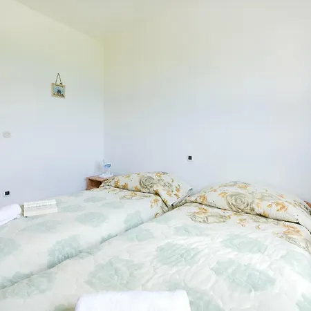 2 Bedroom Awesome In * Ugljan